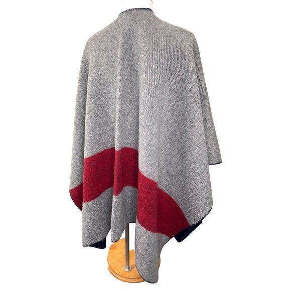 Woolrich Wool & Polyester Poncho With Color Block Design Made In Italy 73e - Picture 2 of 7